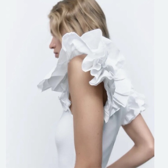 🐚 ZARA WHITE BUTTERFLY SLEEVE RIBBED BODYSUIT! - Picture 11 of 16